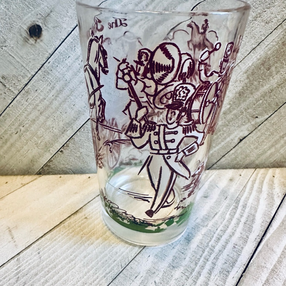 Vintage The Buggy Horse Drawn Carriage Glass Tumbler Maroon Parade Graphic 5.75" - Picture 2 of 4